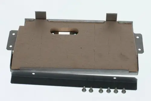Vorderwand eines Bosch-Produkts, aus Metall mit einer bräunlichen Oberfläche, versehen mit mehreren Montageschrauben und einer Öffnung in der Mitte.